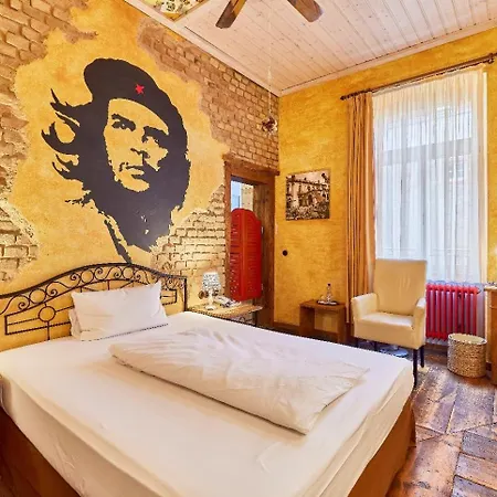 Hotel Hip 4*